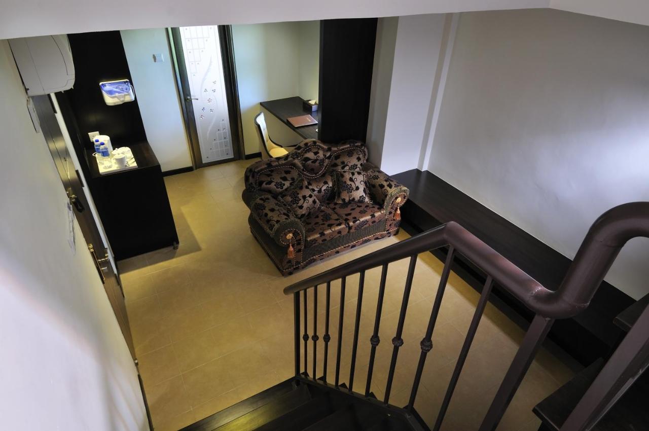 Ernes Hotel بيراي المظهر الخارجي الصورة